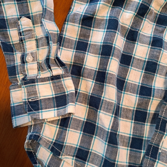 Boys Plaid Button Down Long Sleeve Size 5/6 *Same Day Shipping* - Picture 3 of 9